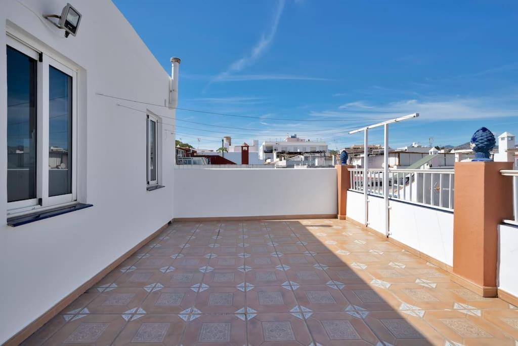 Apartment Con Jacuzzi Y Parking En San Pedro - Del Valle 72 2 *