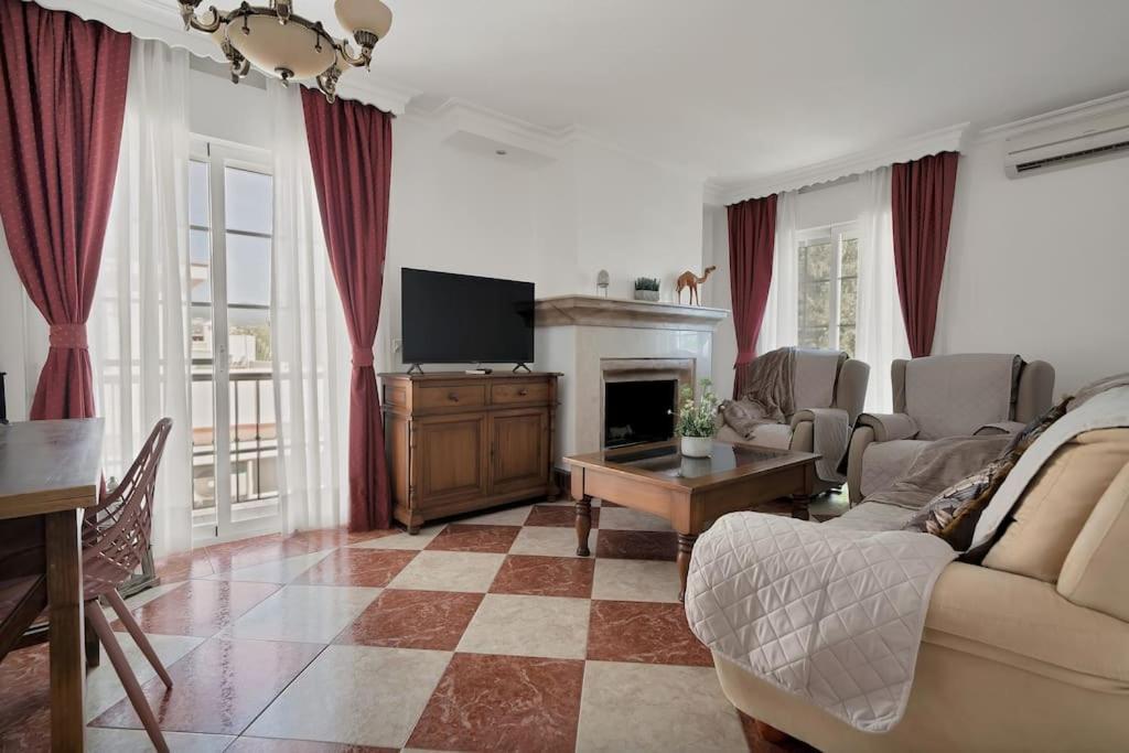 Con Jacuzzi Y Parking En San Pedro - Del Valle 72 2 Apartment Marbella