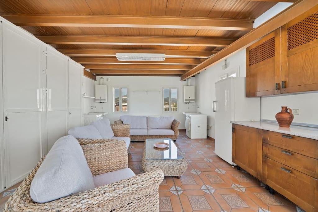 Con Jacuzzi Y Parking En San Pedro - Del Valle 72 2 Apartment Marbella